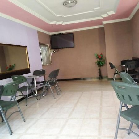 Caron Pension Bahir Dar Exterior foto
