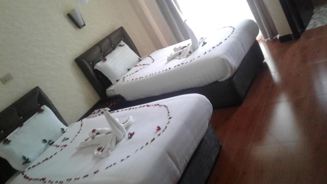 Caron Pension Bahir Dar Exterior foto