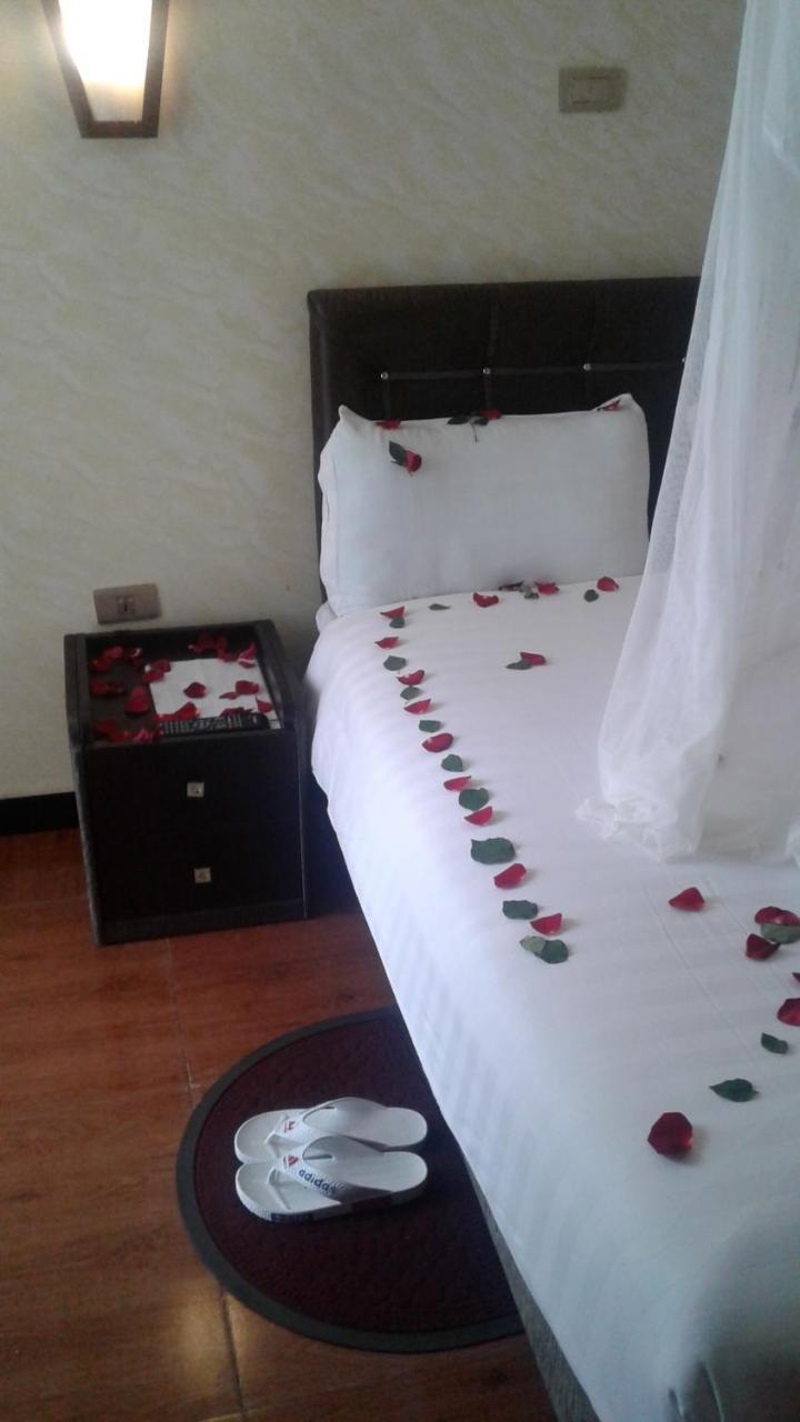 Caron Pension Bahir Dar Exterior foto